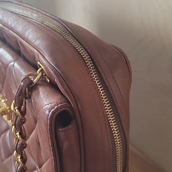 Chanel VTG Brown Lambskin Leather GM Medium Shoulder Flap Camera Bag Rare GHW - Picture 4 of 16